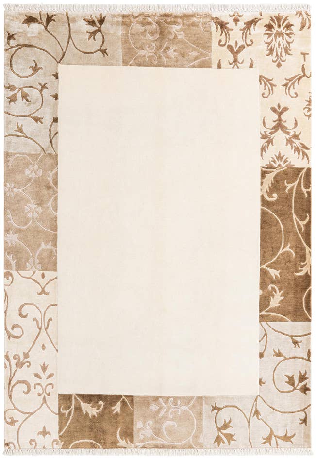 Detail image of 5' 7 x 7' 10 Hand Knotted Darya Wool Rug