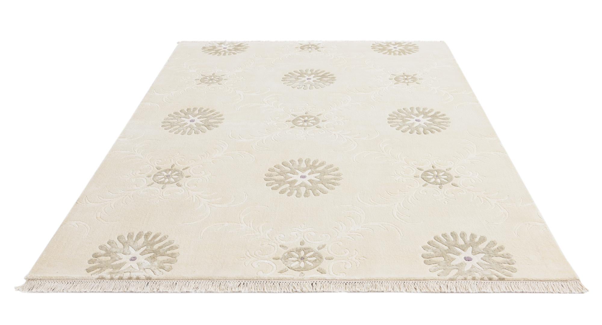 5' 7 x 8' Hand Knotted Darya Wool Rug