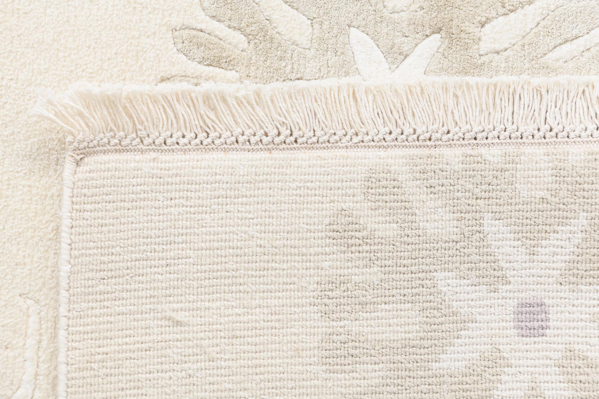 5' 7 x 8' Hand Knotted Darya Wool Rug