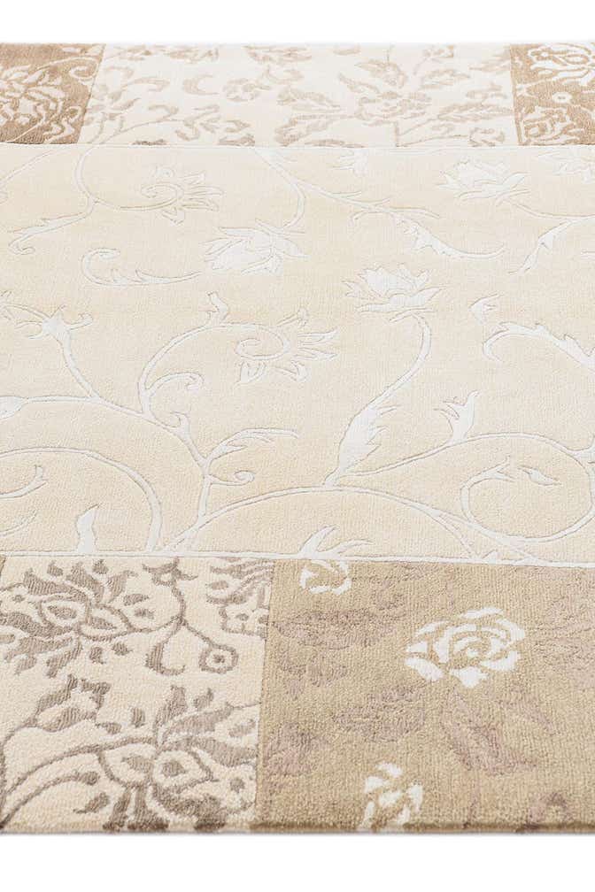 5' 10 x 8' Darya Rug