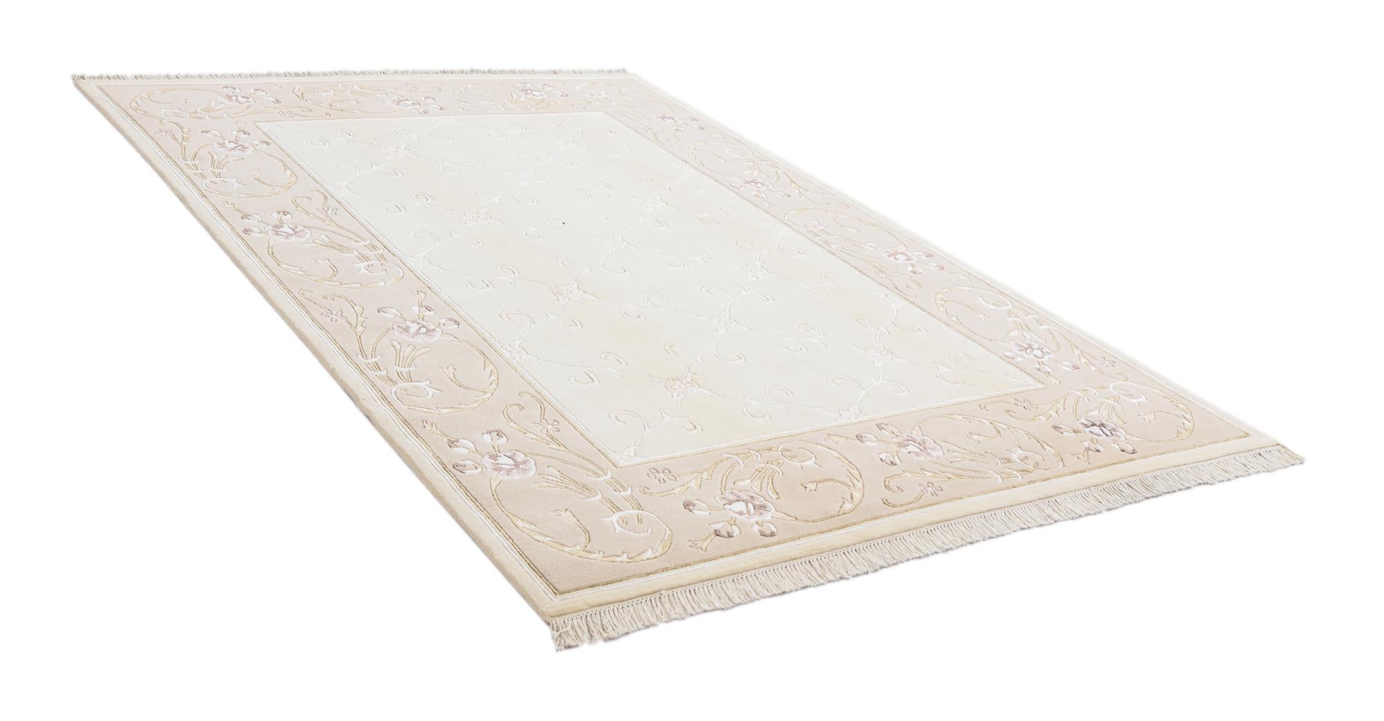 5' 7 x 8' Hand Knotted Darya Wool Rug