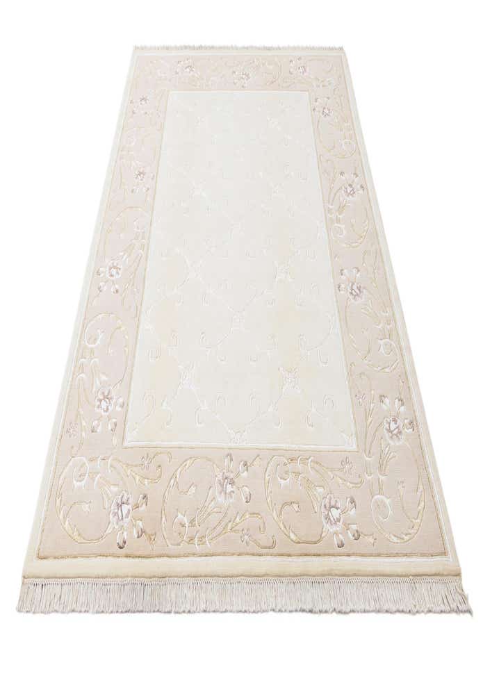 5' 7 x 8' Hand Knotted Darya Wool Rug