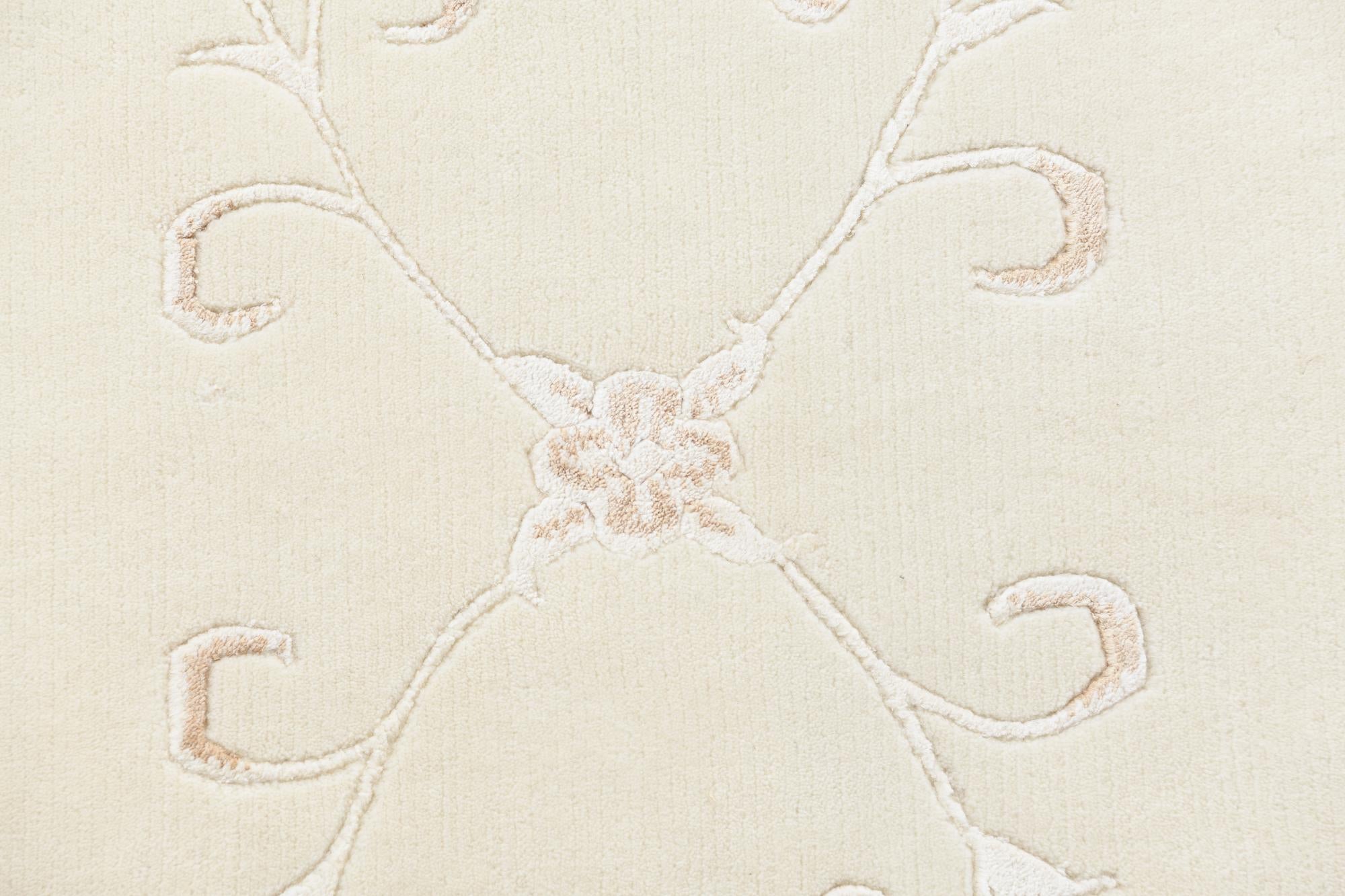 5' 7 x 8' Hand Knotted Darya Wool Rug