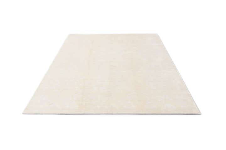 5' 9 x 7' 10 Darya Rug