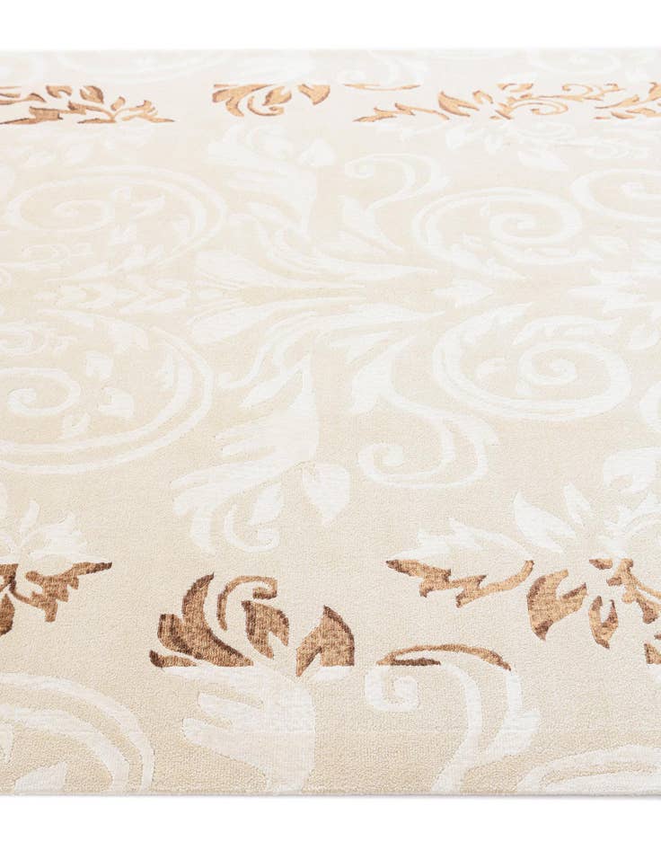 Detail image of 5' 10 x 8' Darya Rug