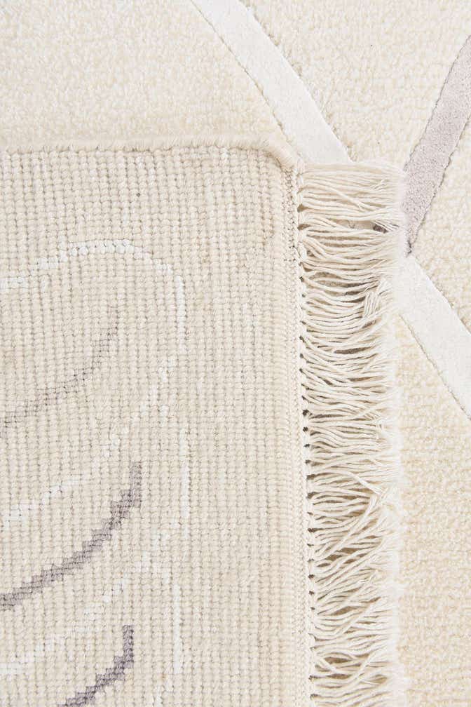 5' 5 x 7' 10 Darya Rug