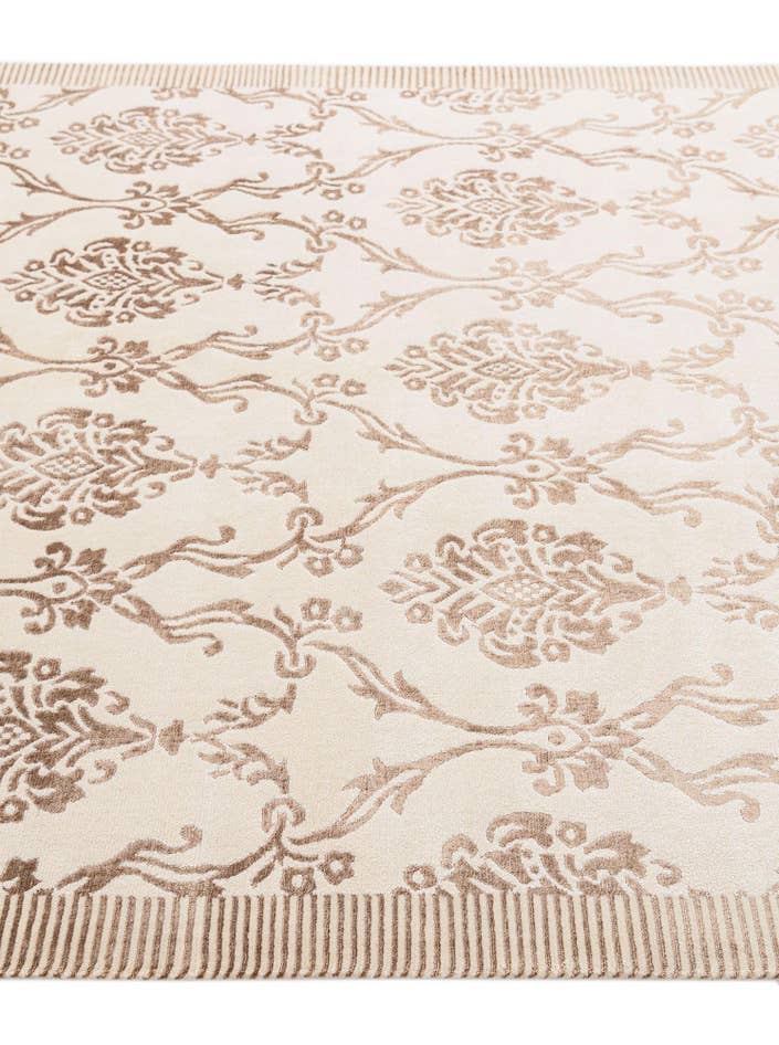 Detail image of 5' 9 x 8' Darya Rug