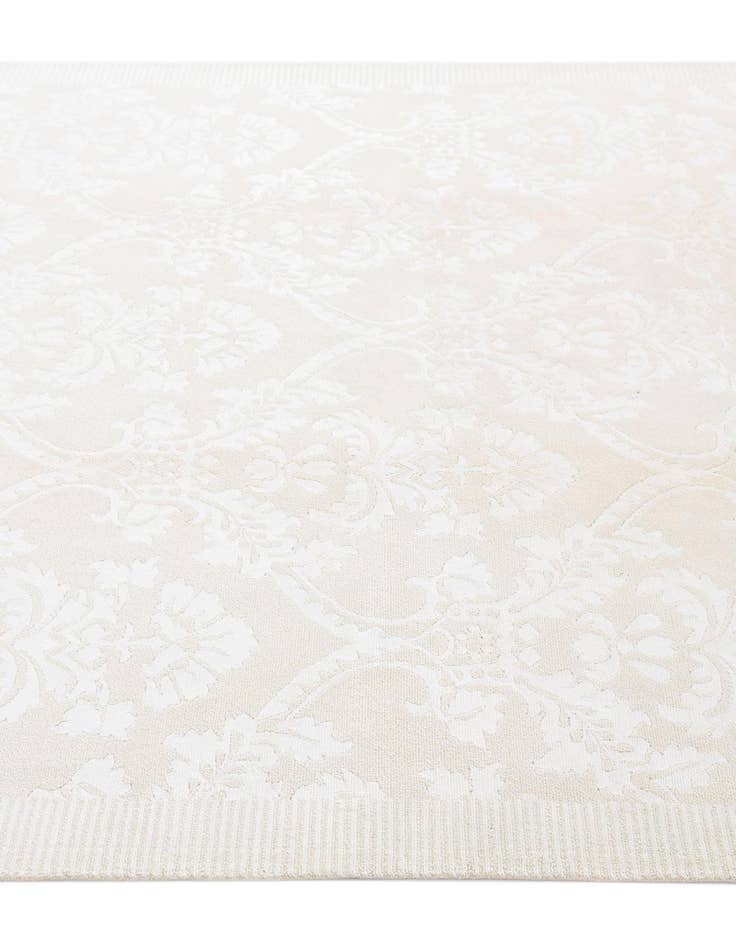 Detail image of 5' 8 x 8' Darya Rug