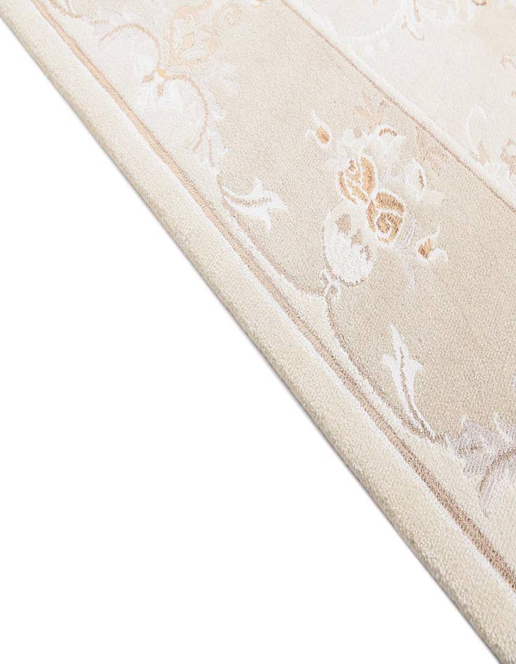 Detail image of 5' 9 x 8' 1 Darya Rug