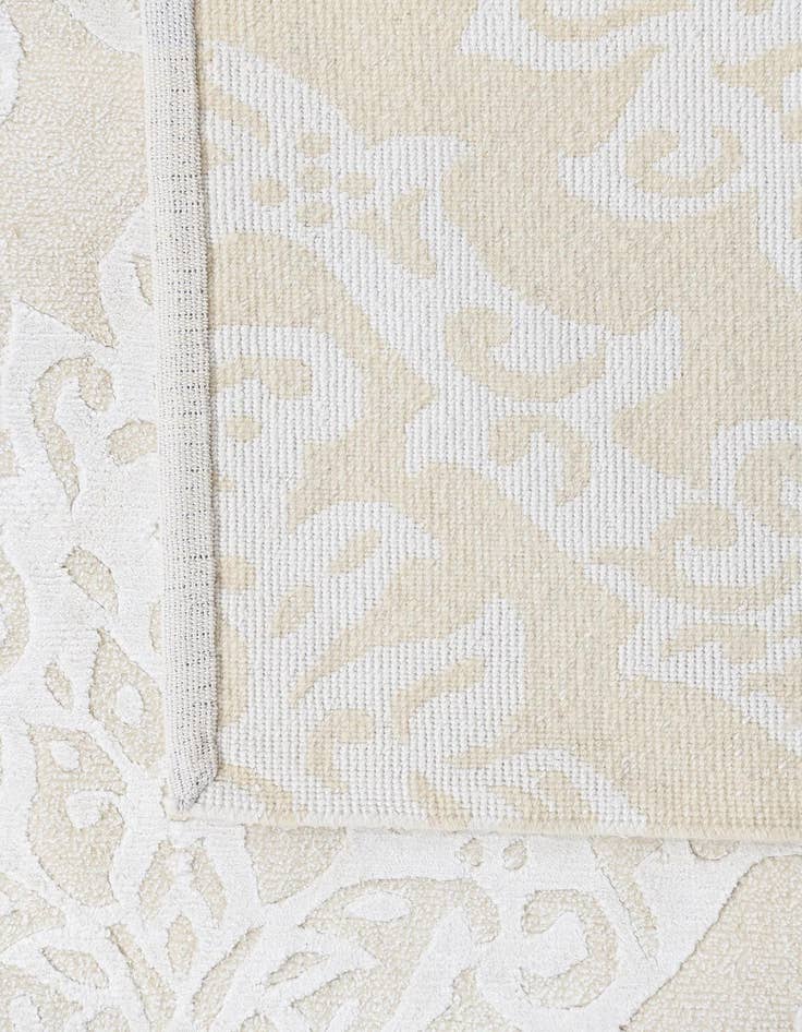 Detail image of 6' x 8' Darya Rug