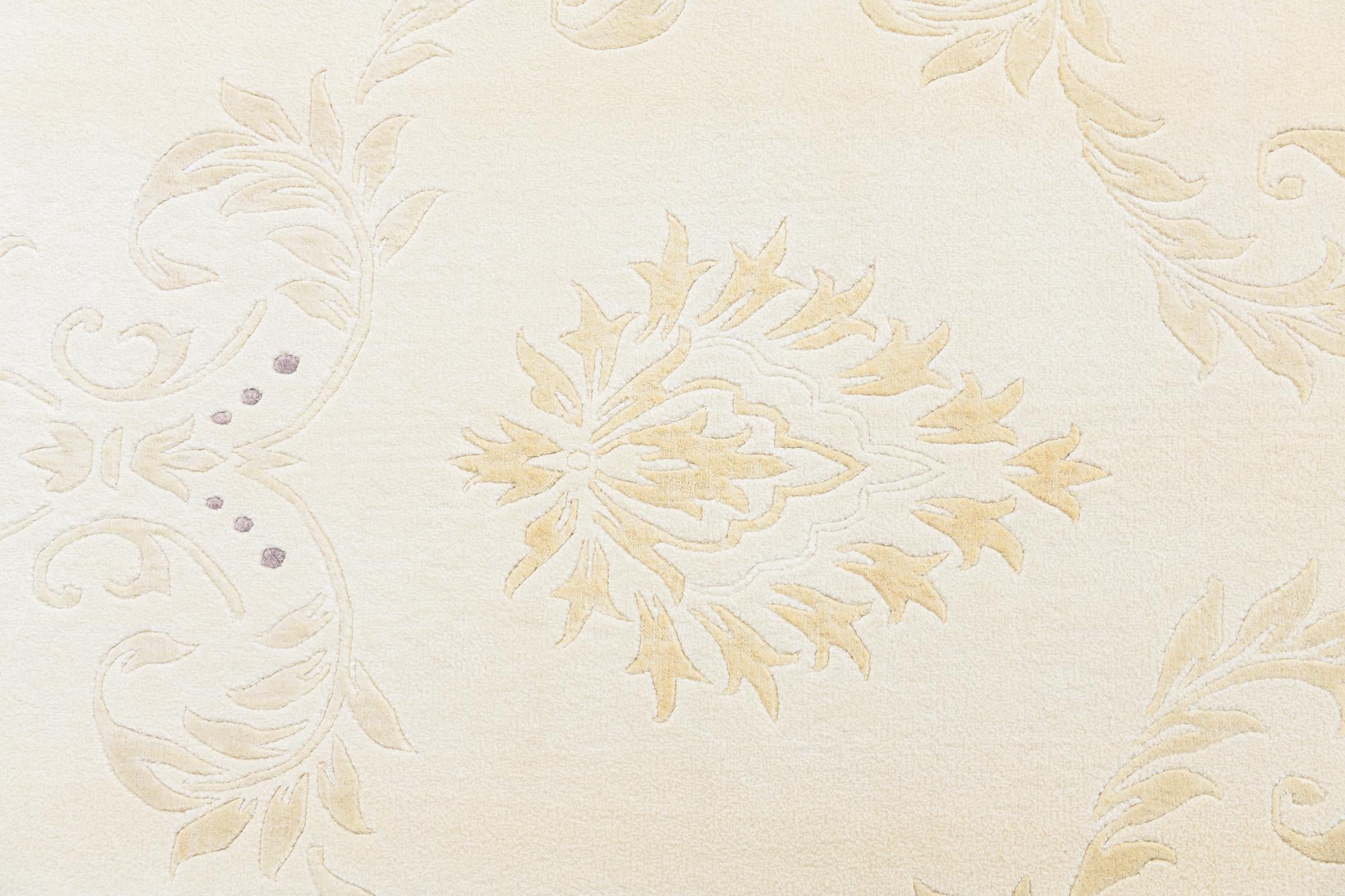5' 7 x 7' 9 Hand Knotted Darya Wool Rug