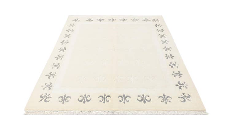 Detail image of 4' 11 x 6' 7 Darya Rug