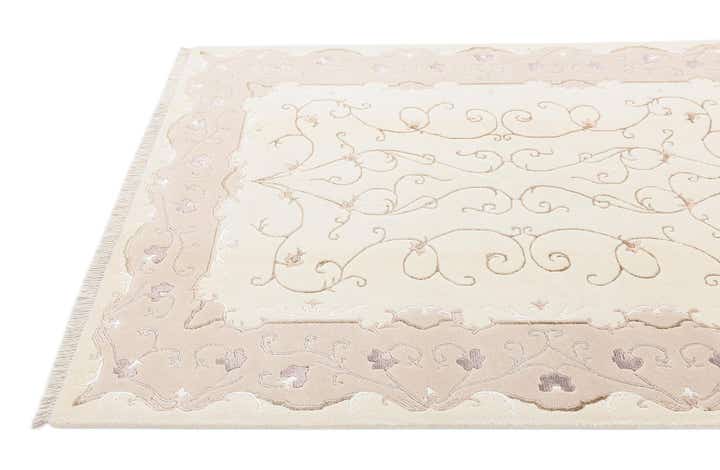 4' 11 x 6' 9 Darya Rug