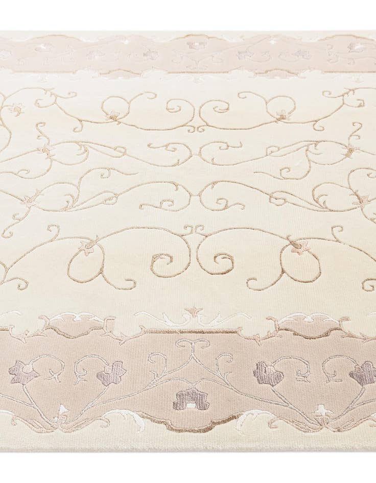 Detail image of 4' 11 x 6' 9 Darya Rug