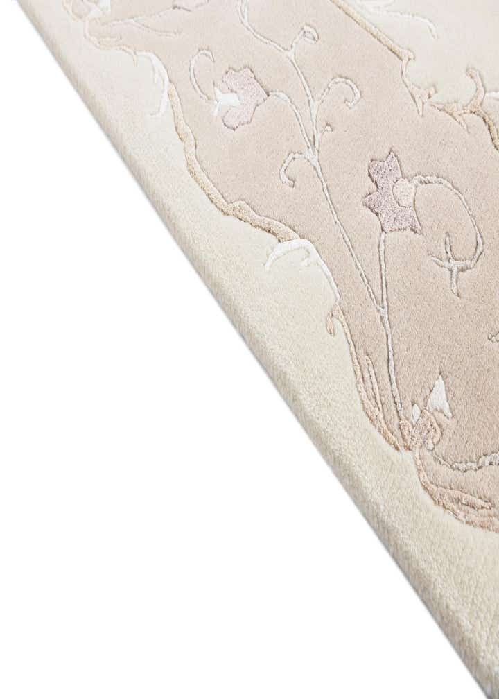 4' 11 x 6' 9 Darya Rug