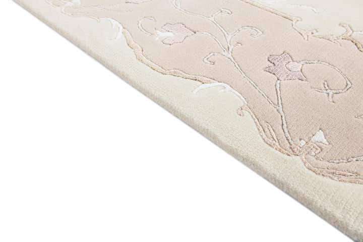 4' 11 x 6' 9 Darya Rug