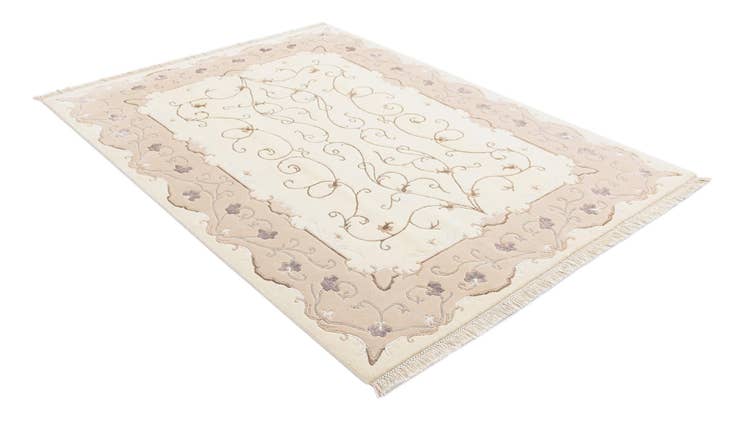 Detail image of 4' 11 x 6' 10 Darya Rug