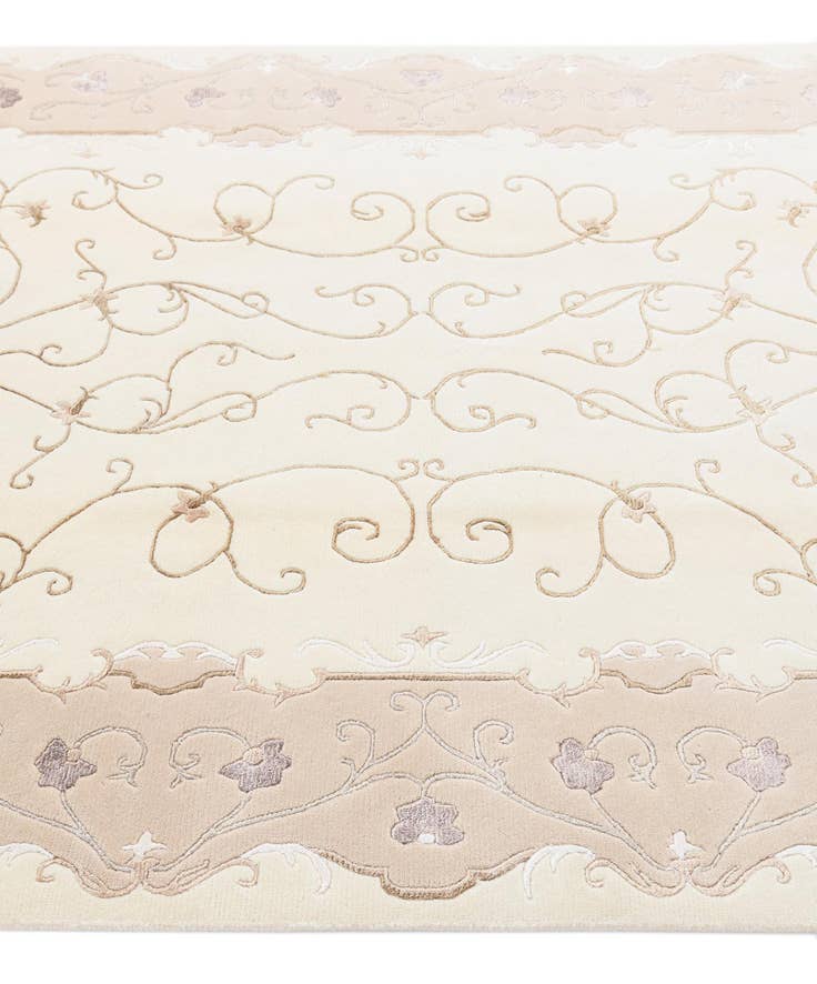 Detail image of 4' 11 x 6' 10 Darya Rug