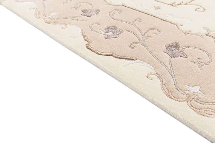 4' 11 x 6' 10 Darya Rug