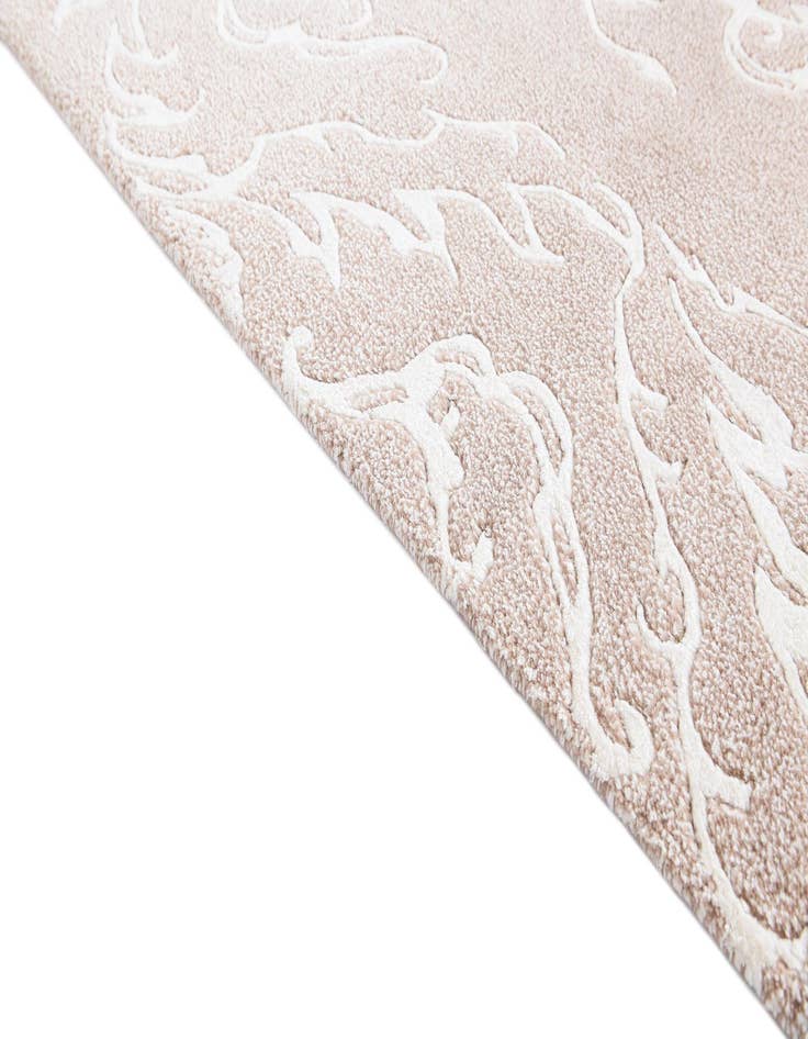 Detail image of 5' x 6' 7 Darya Rug