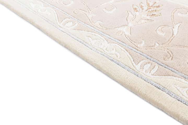 4' 11 x 6' 8 Darya Rug