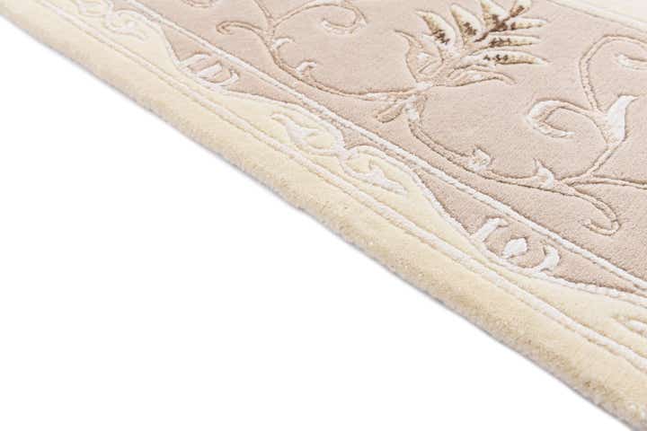 4' 11 x 6' 9 Darya Rug