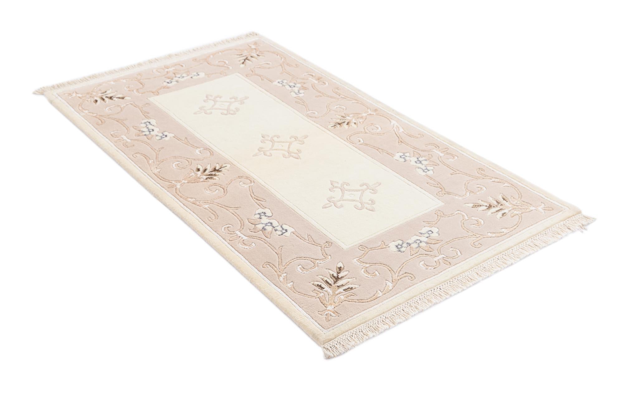 2' 9 x 4' 10 Hand Knotted Darya Wool Rug