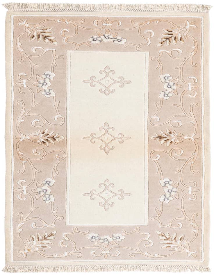 Detail image of 2' 9 x 4' 10 Hand Knotted Darya Wool Rug