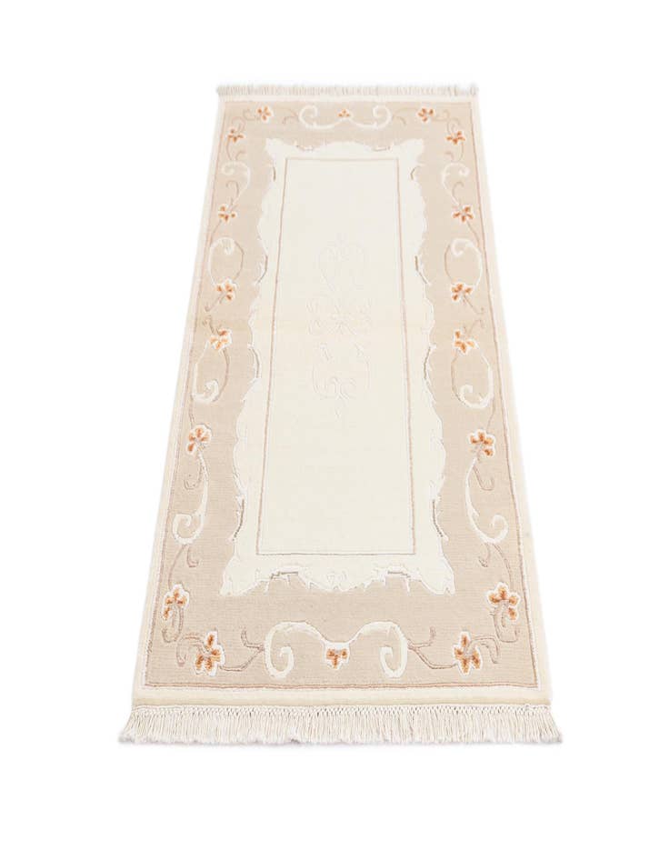 Detail image of 2' 9 x 5' 1  Hand Knotted Darya Wool Rug