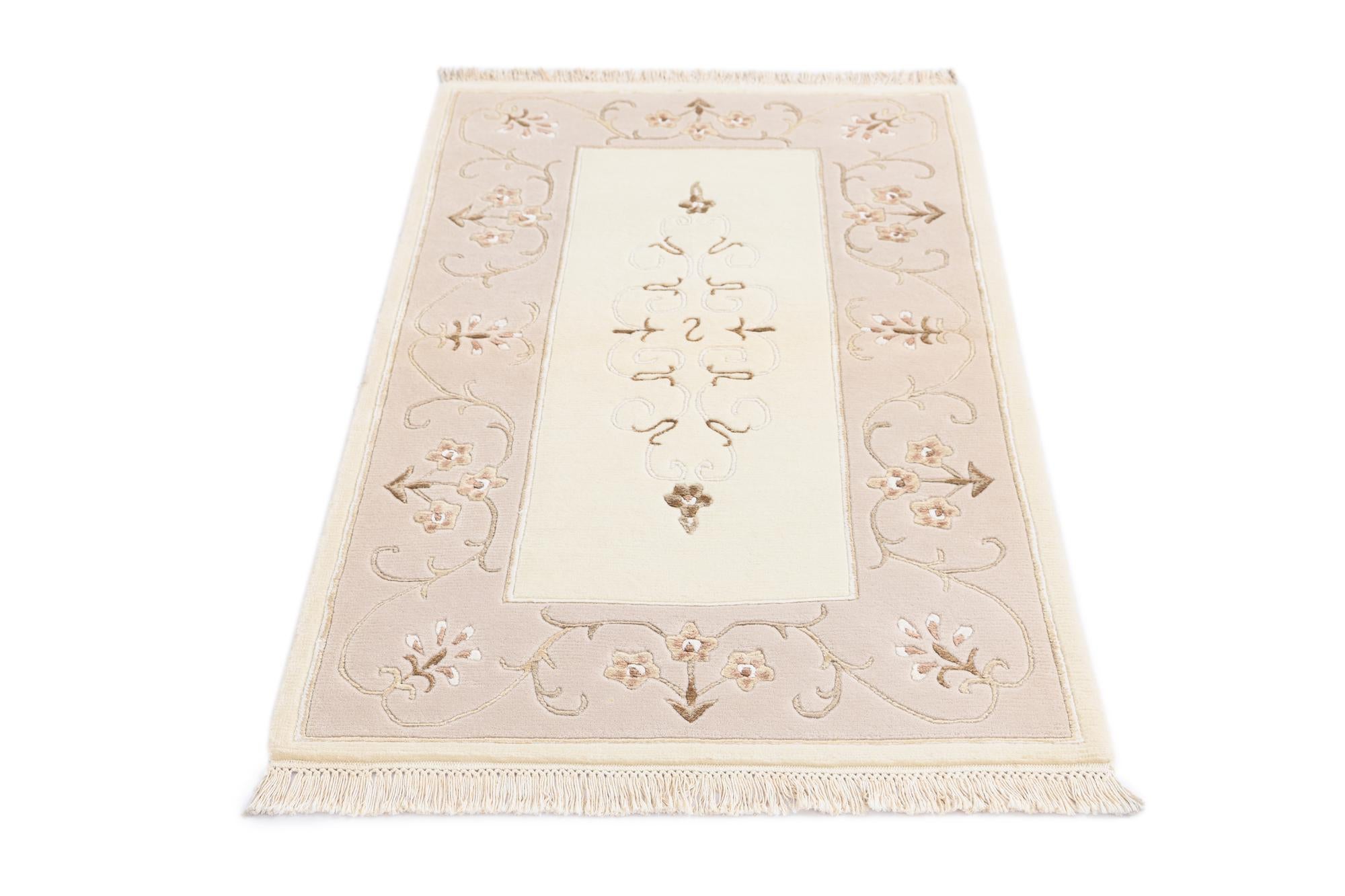 2' 8 x 4' 10 Hand Knotted Darya Wool Rug