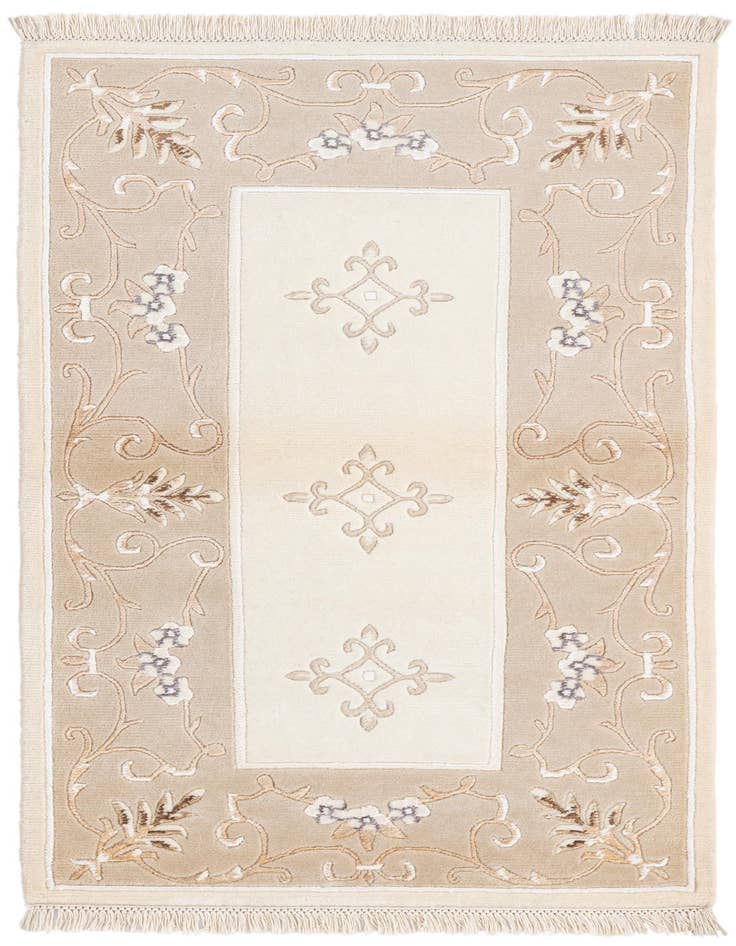 Detail image of 2' 8 x 4' 8 Hand Knotted Darya Wool Rug