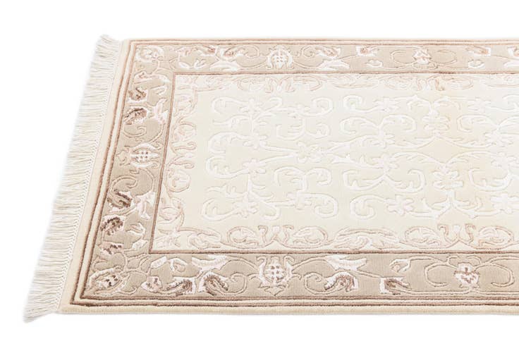 Detail image of 2' 7 x 4' 11 Hand Knotted Darya Wool Rug