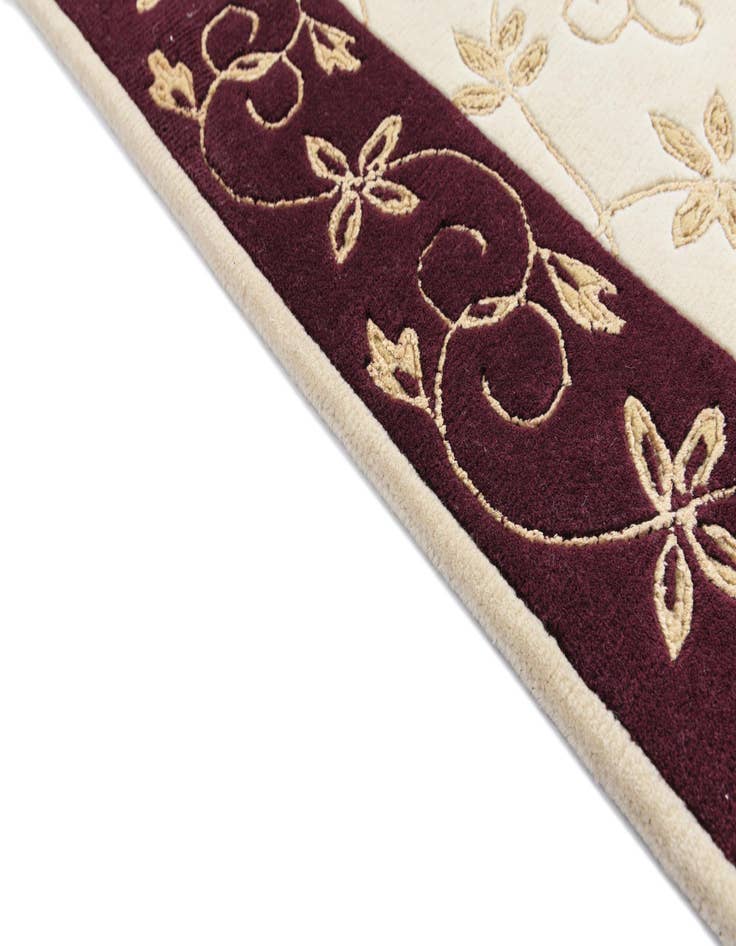 Detail image of 4' 6 x 6' 8  Hand Knotted Darya Rug