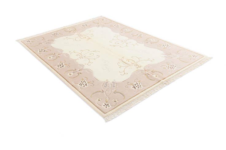 Detail image of 5' 1 x 6' 4 Hand Knotted Darya Wool Rug