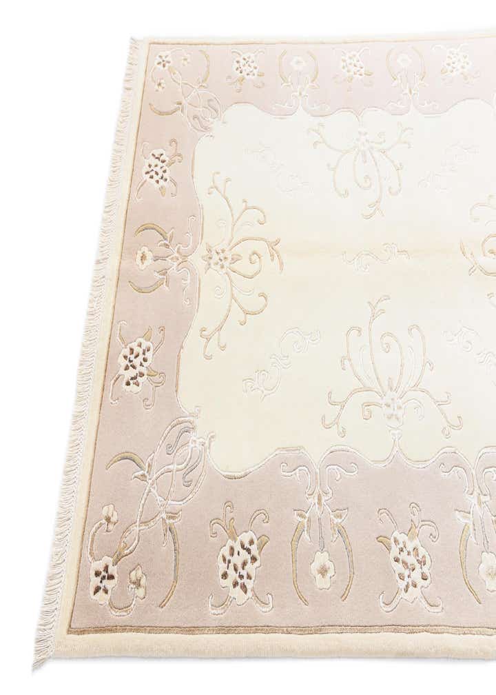 5' 1 x 6' 4 Hand Knotted Darya Wool Rug