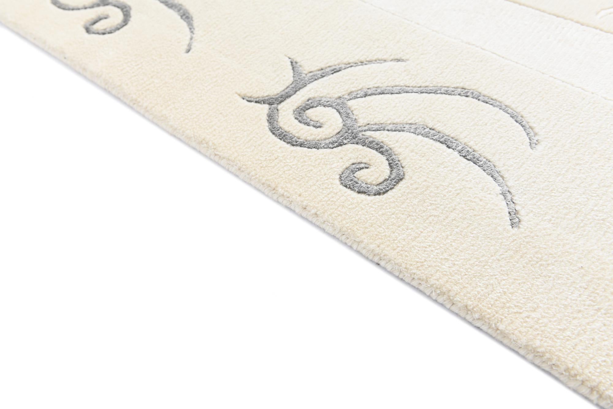 5' 1 x 6' 9 Hand Knotted Darya Wool Rug