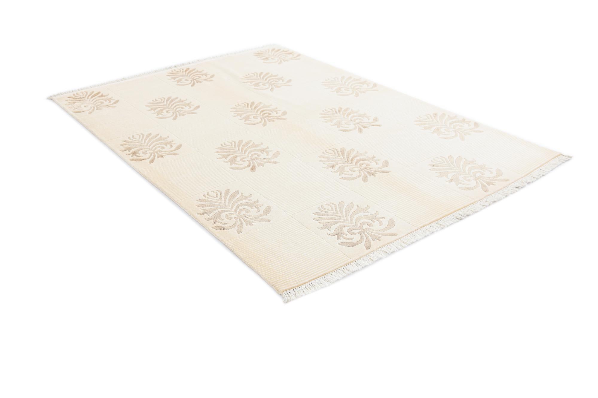 4' 11 x 6' 8 Hand Knotted Darya Wool Rug