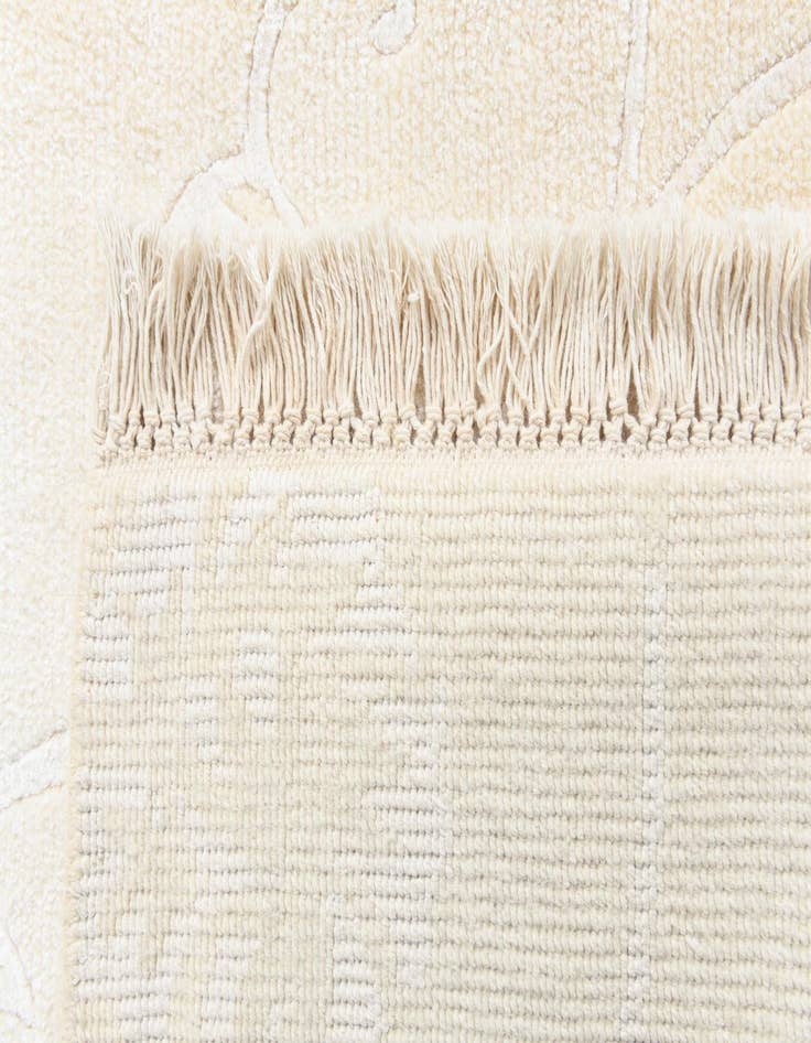 Detail image of 5' x 6' 7  Hand Knotted Darya Wool Rug