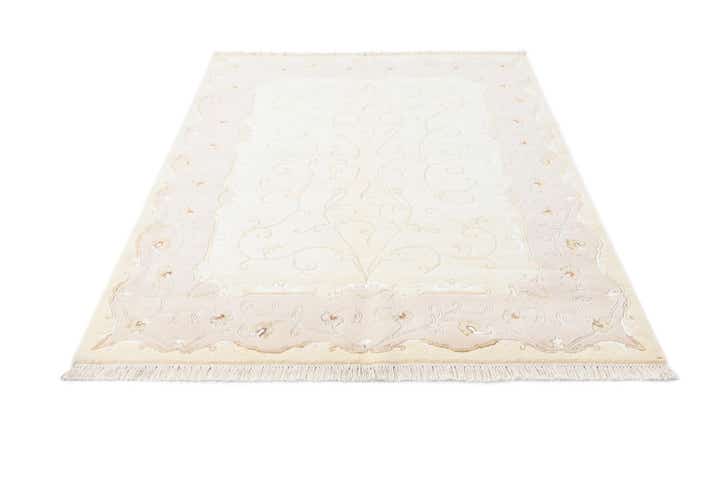 4' 11 x 6' 7 Hand Knotted Darya Wool Rug