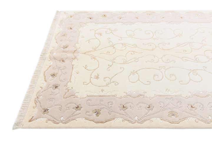 4' 11 x 6' 7 Hand Knotted Darya Wool Rug