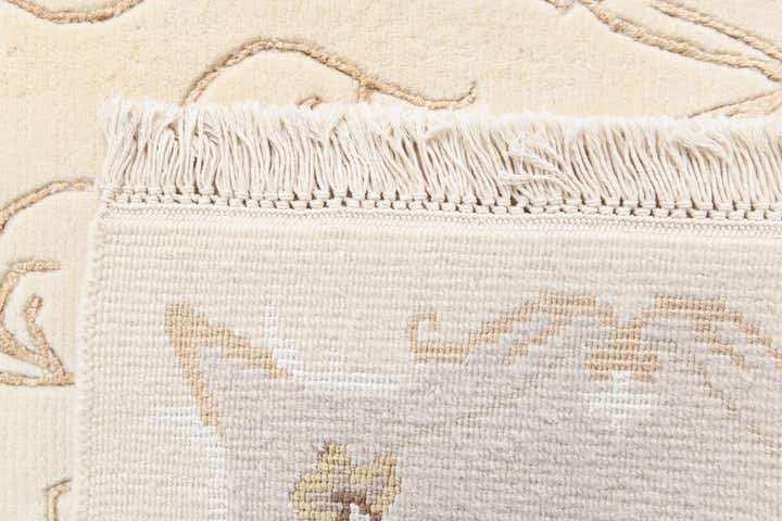 4' 11 x 6' 7 Hand Knotted Darya Wool Rug