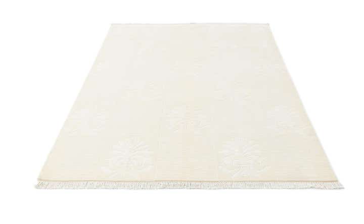 4' 11 x 6' 8 Hand Knotted Darya Wool Rug