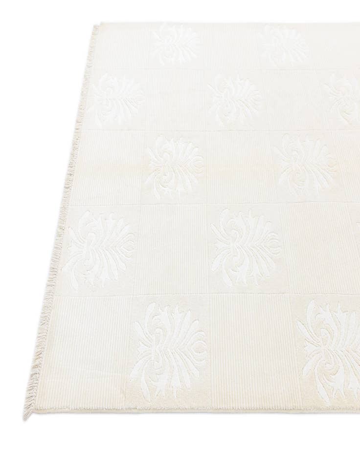 Detail image of 4' 11 x 6' 8  Hand Knotted Darya Wool Rug