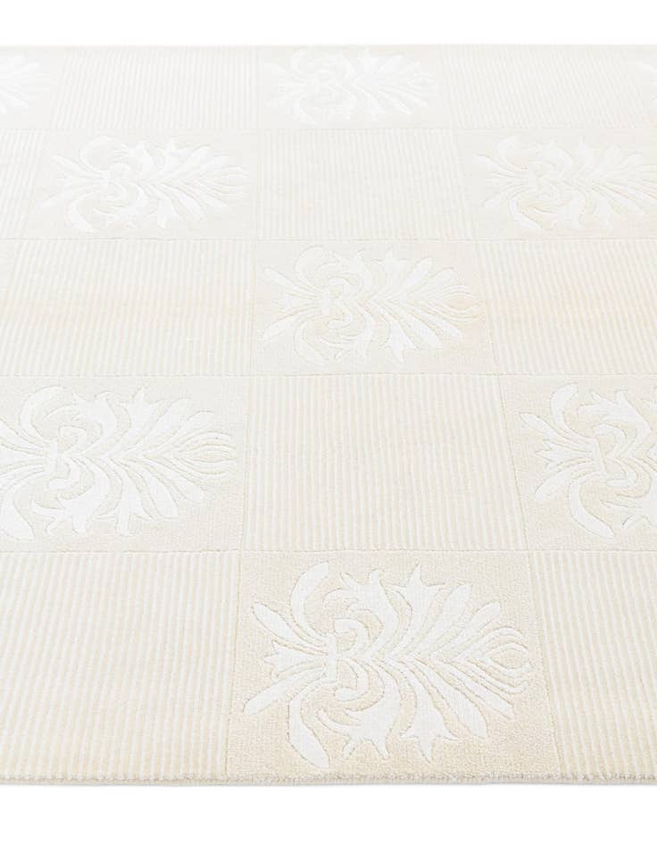 Detail image of 4' 11 x 6' 8  Hand Knotted Darya Wool Rug