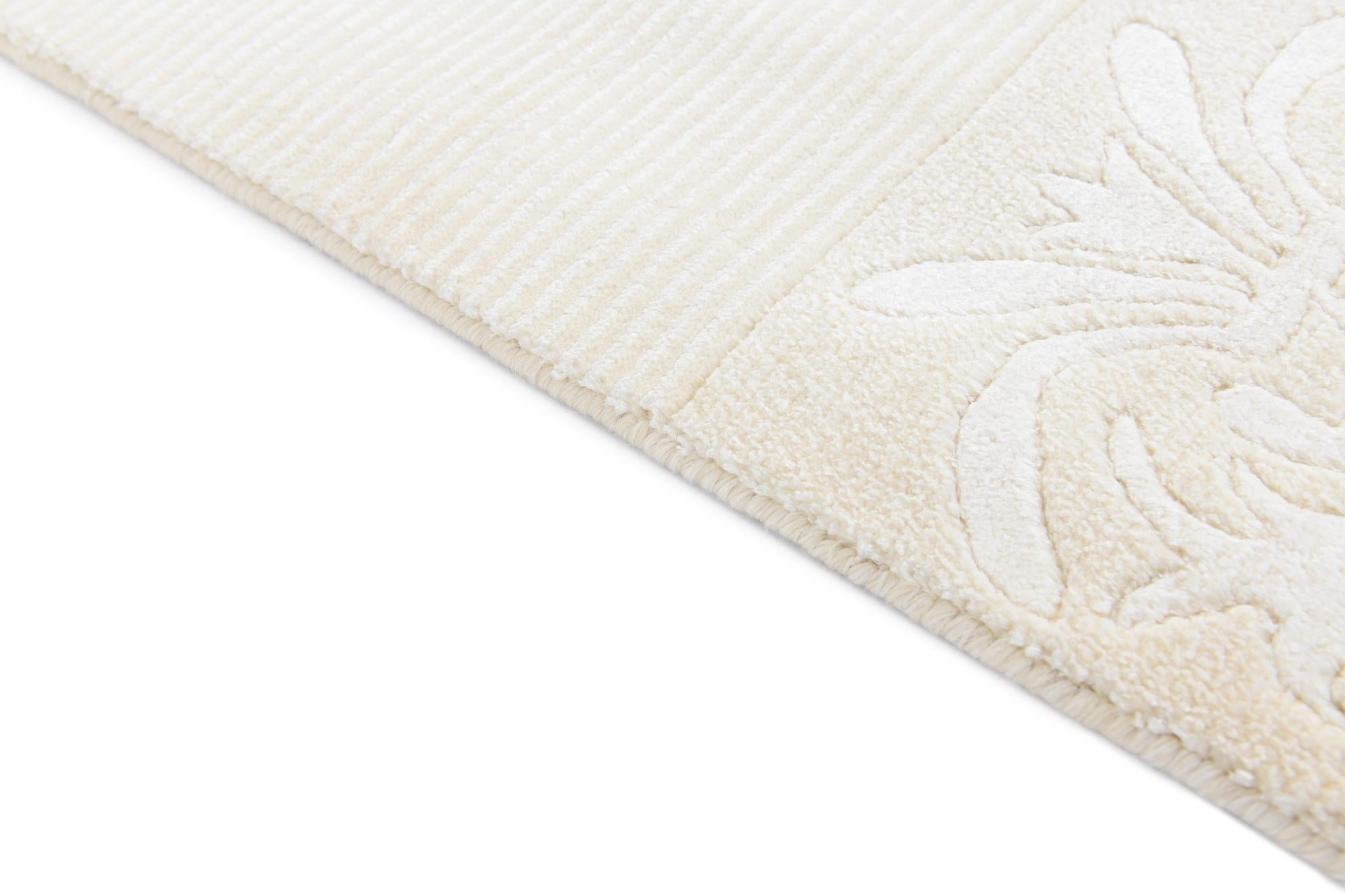 4' 11 x 6' 8 Hand Knotted Darya Wool Rug