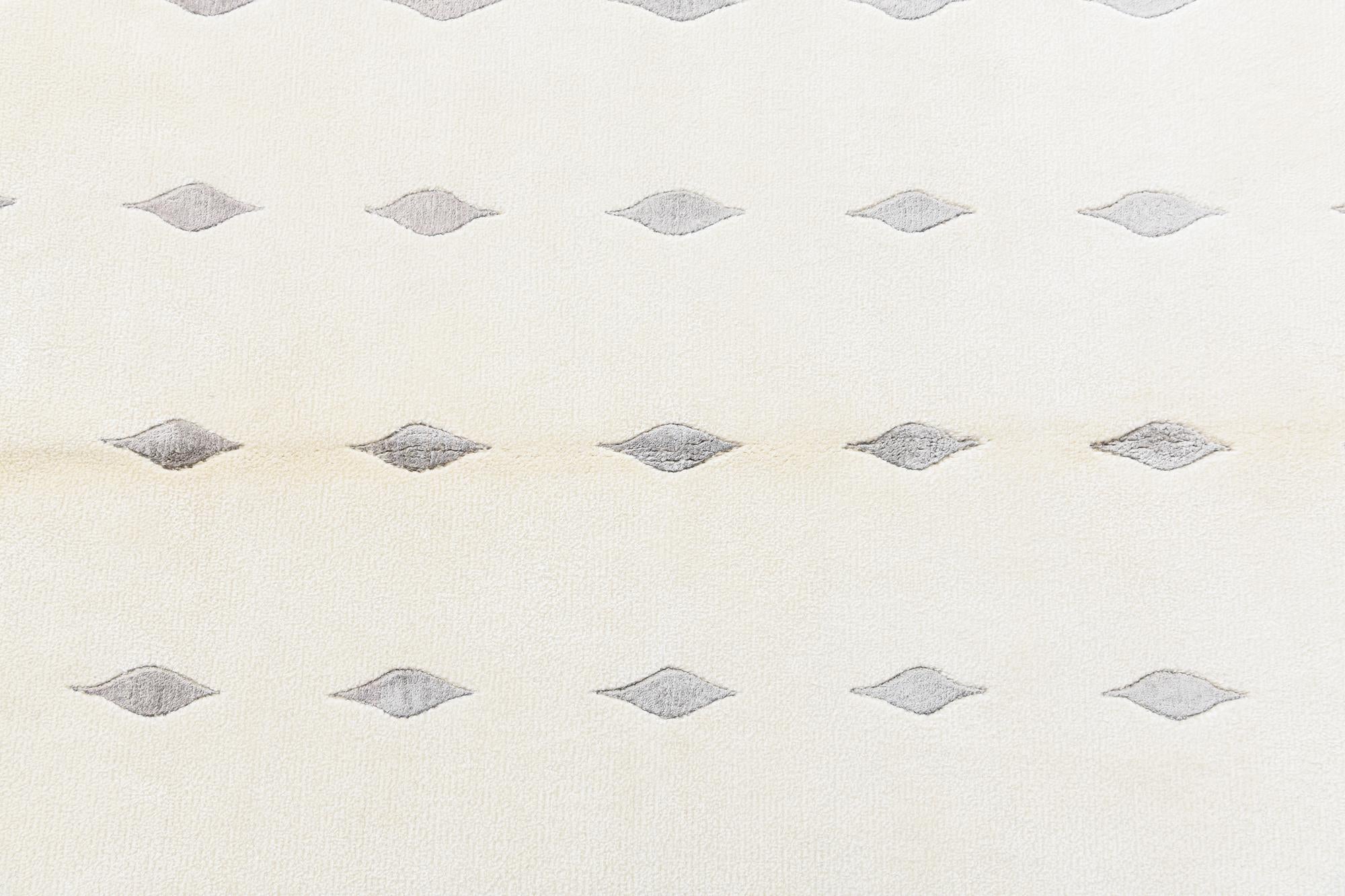 4' 10 x 6' 8 Hand Knotted Darya Wool Rug