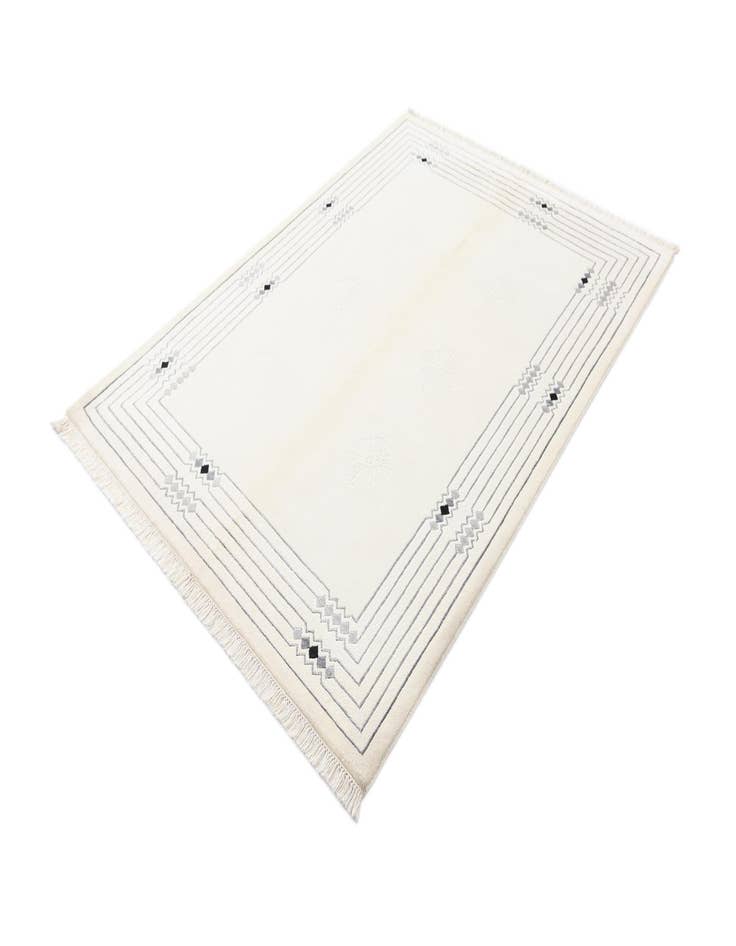 Detail image of 4' 10 x 6' 8  Hand Knotted Darya Wool Rug