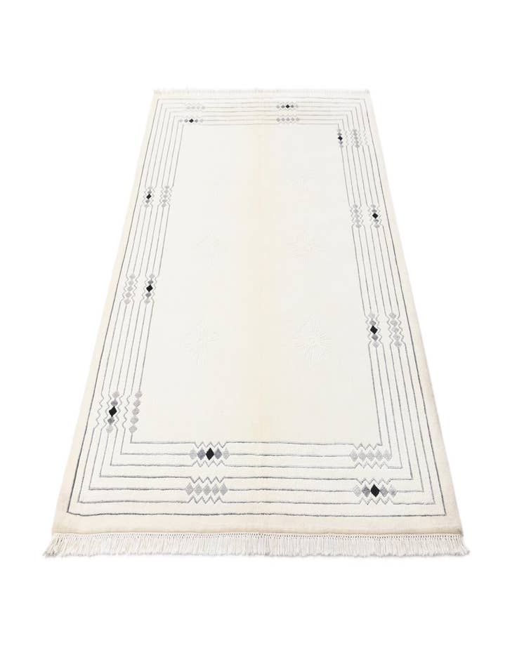 Detail image of 4' 10 x 6' 8  Hand Knotted Darya Wool Rug