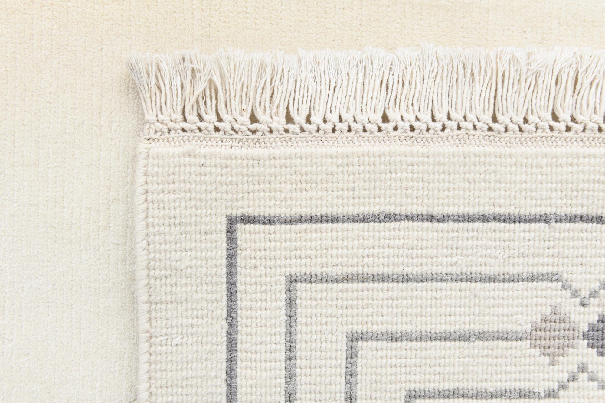 4' 10 x 6' 8 Hand Knotted Darya Wool Rug