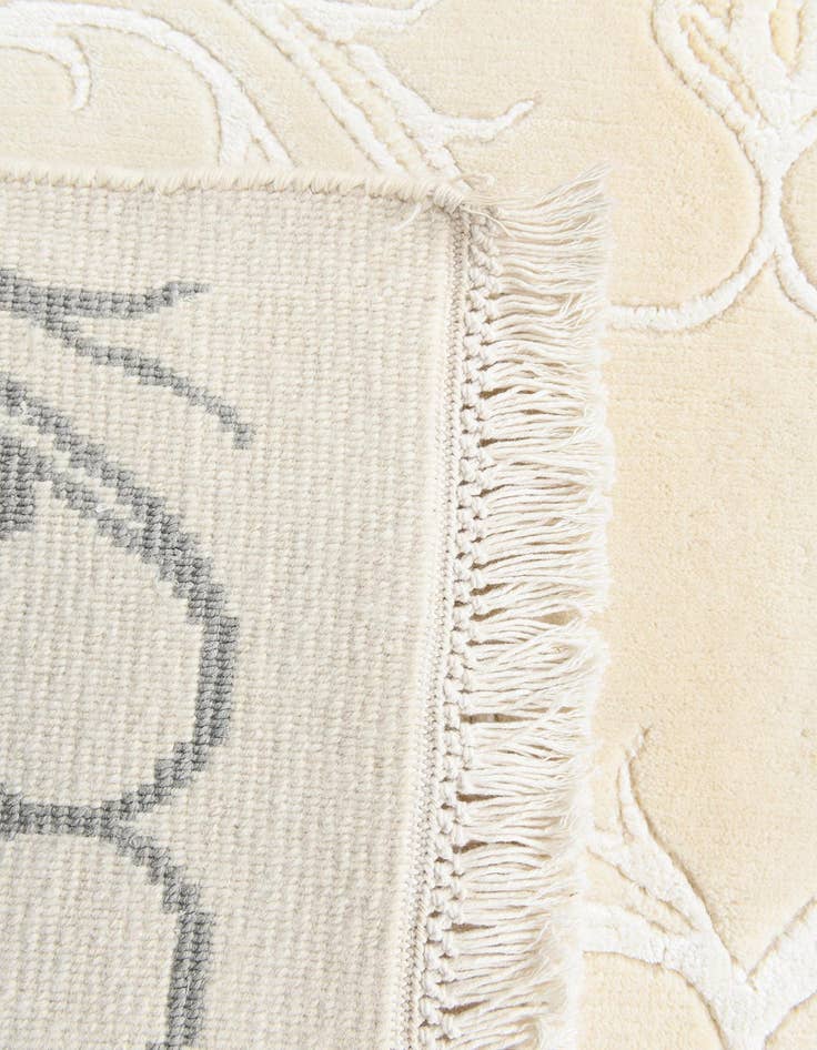 Detail image of 4' 11 x 6' 7 Darya Rug